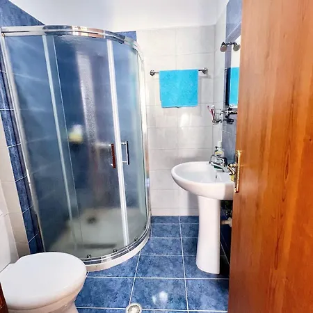 Sea La Vie - Beachfront Flat